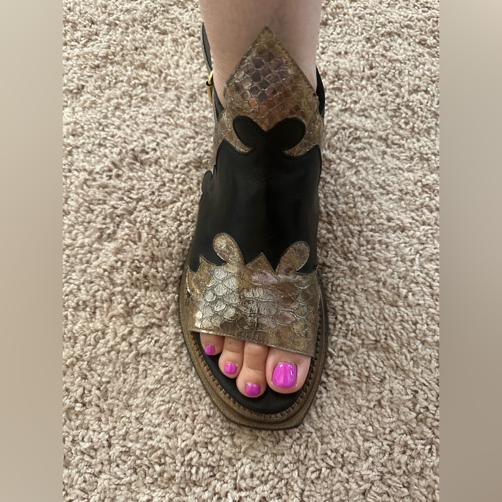 Great  sandals for wide feet from Italy
